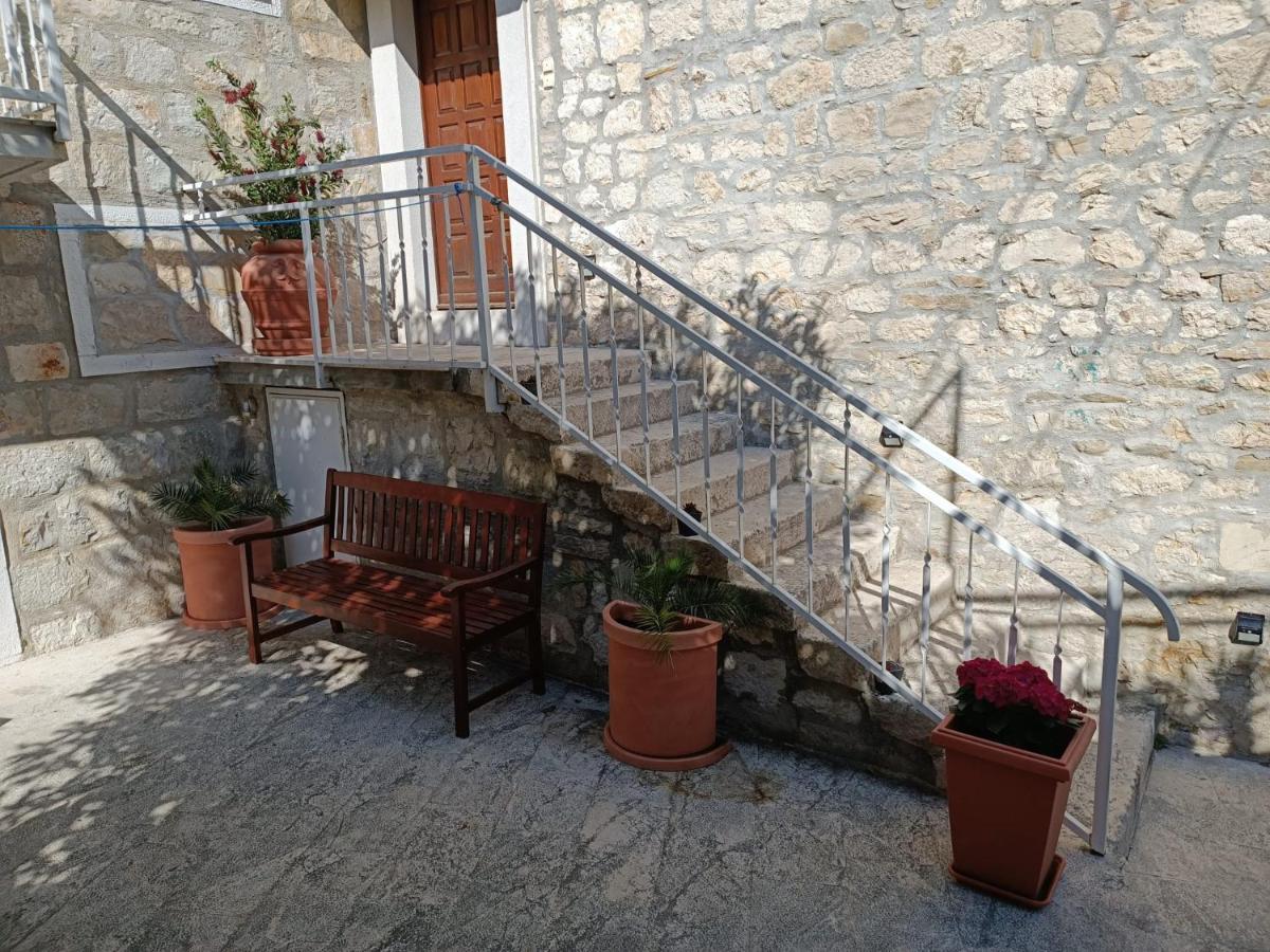 דירות ספליט Diocletian Garden Centar מראה חיצוני תמונה