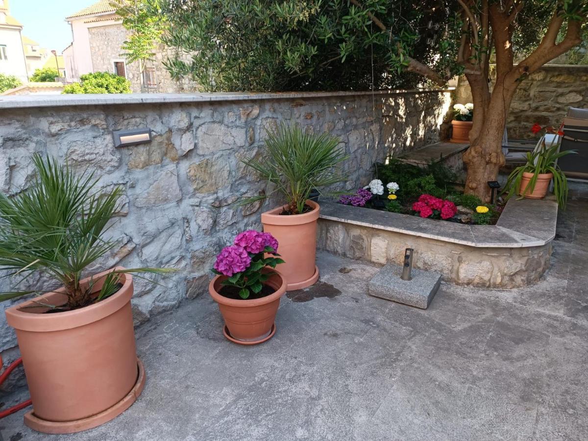 דירות ספליט Diocletian Garden Centar מראה חיצוני תמונה